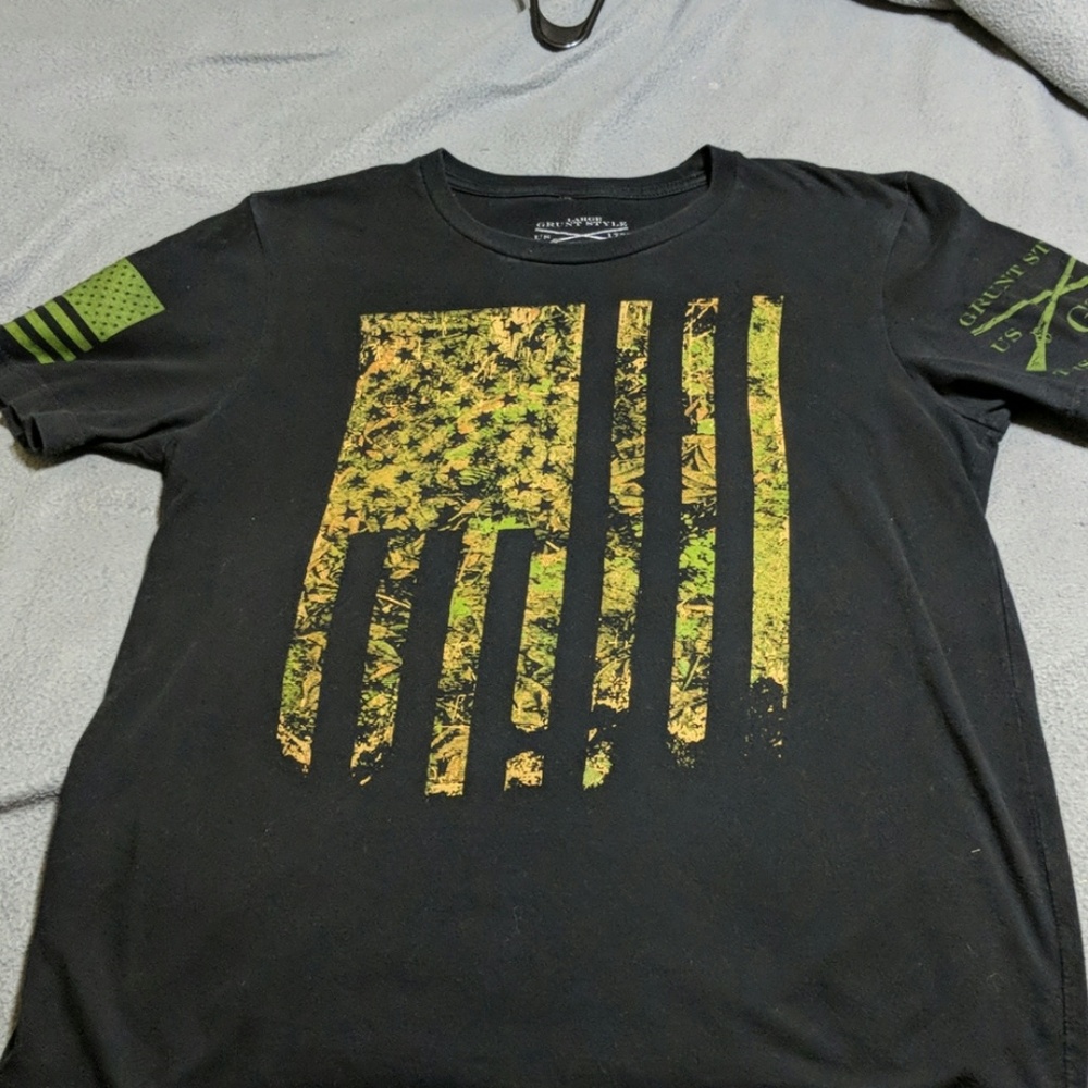 Grunt Style T-shirt camo flag